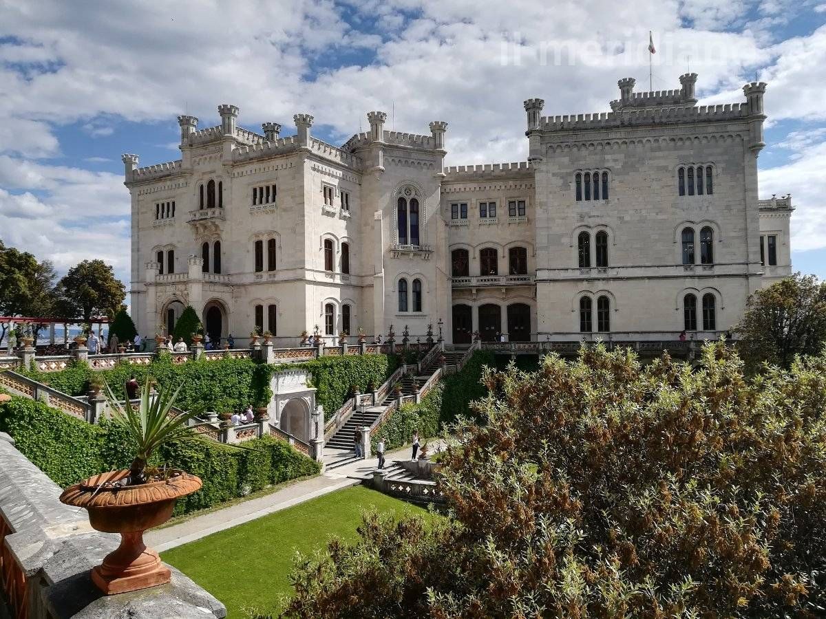 Miramare, che gioiello! Grazie alla guida della Direttrice Contessa cresce  l'appeal di parco e museo storico